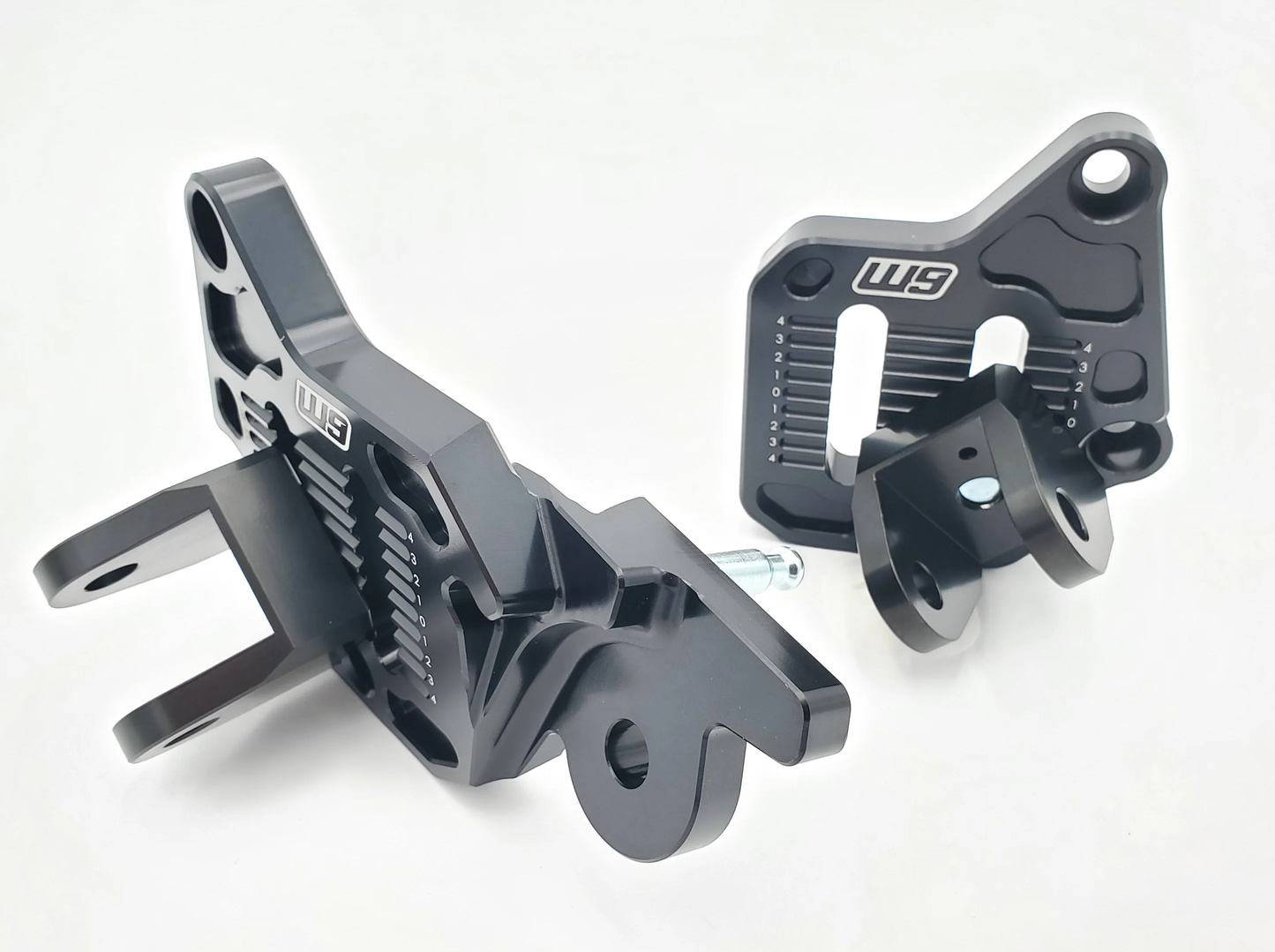 Ultra Bee Adjustable Foot Peg Mount